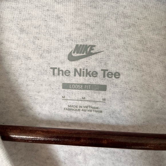 Mens Nike Sportswear Max90 Rose Tee Size Medium - Picture 2 of 7